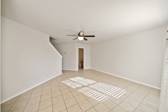 Building Photo - Beautiful 2-Story 4BR in 78254 | Near Alamo Ranch, Shopping & 1604