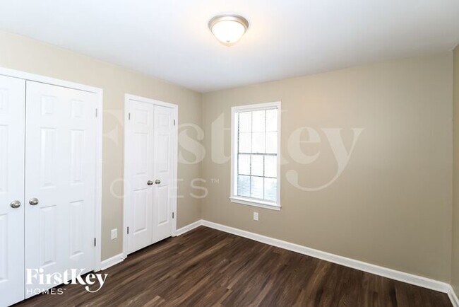 Building Photo - 2961 Forest Edge Dr