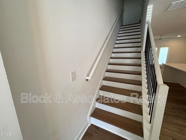 Building Photo - 5710 Parker Pnes Ct