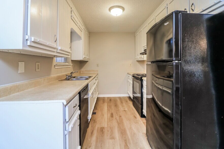 Building Photo - 4107 Rocky Face Dr