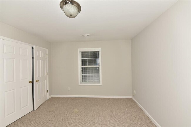 Building Photo - 3546 Spring View Ct