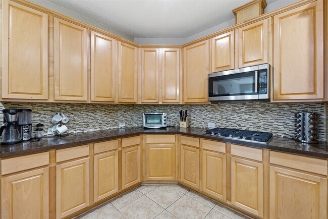 Building Photo - 3331 Lost Maple Forest Ct