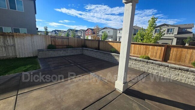 Building Photo - 7571 Grassy Plns Dr