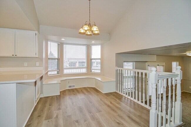 Building Photo - 6957 Diamondleaf Way