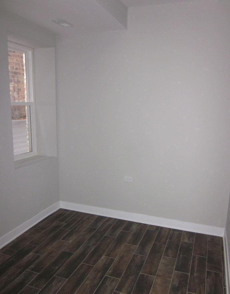 Building Photo - 2642 W HADDON AVE