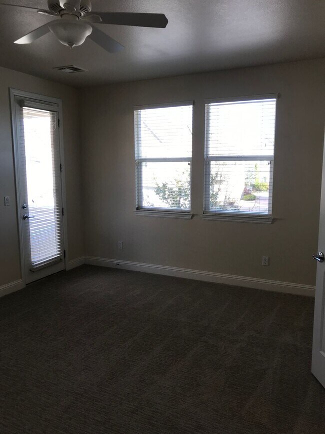 Building Photo - Two Story Home in Somersett Vue Community
