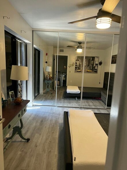 Building Photo - 2101 21st Ln