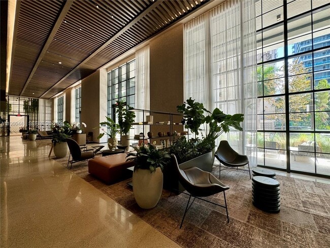 Building Photo - 159 NE 6th St