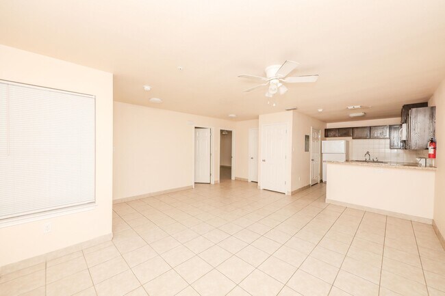 Building Photo - 2119 S Ejido Ave