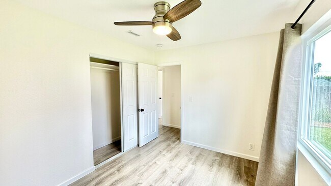Building Photo - Beautifully Remodeled Single Story just of...