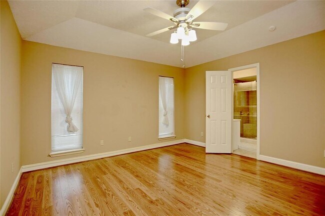 Building Photo - 14206 Stokesmount Dr