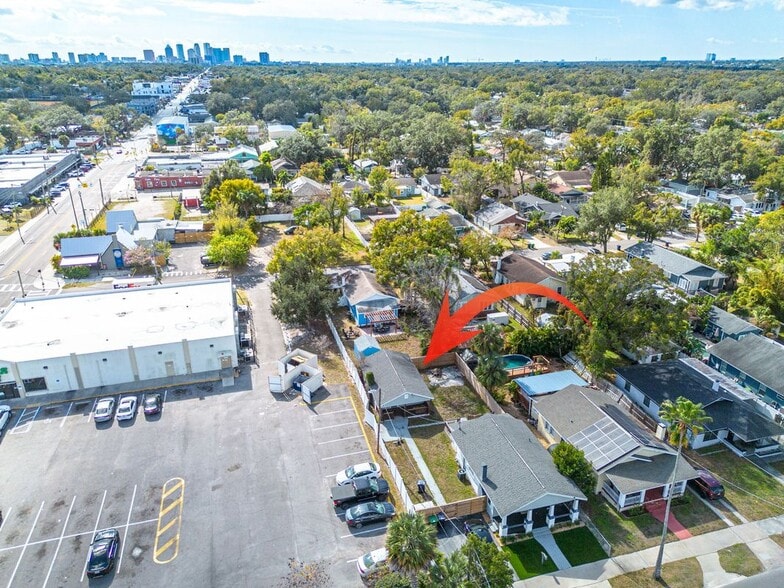 Building Photo - 106 W Haya St