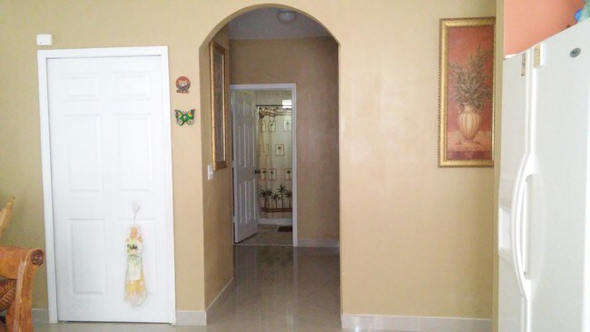 Hallway to bedrooms - 865 SW 6th St