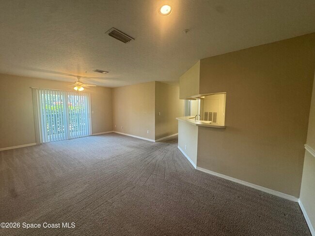 Building Photo - 7667 N Wickham Rd