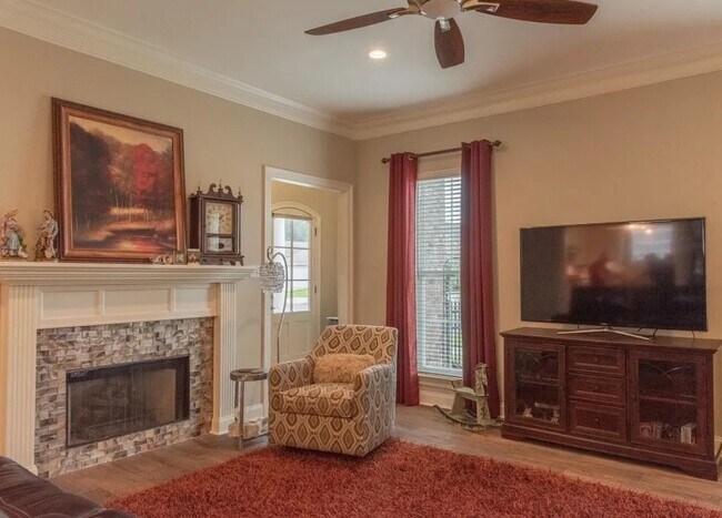 Building Photo - 3901 Creek Shadow Ct