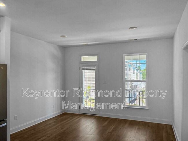 Building Photo - 13801 Randolph Pond Ln