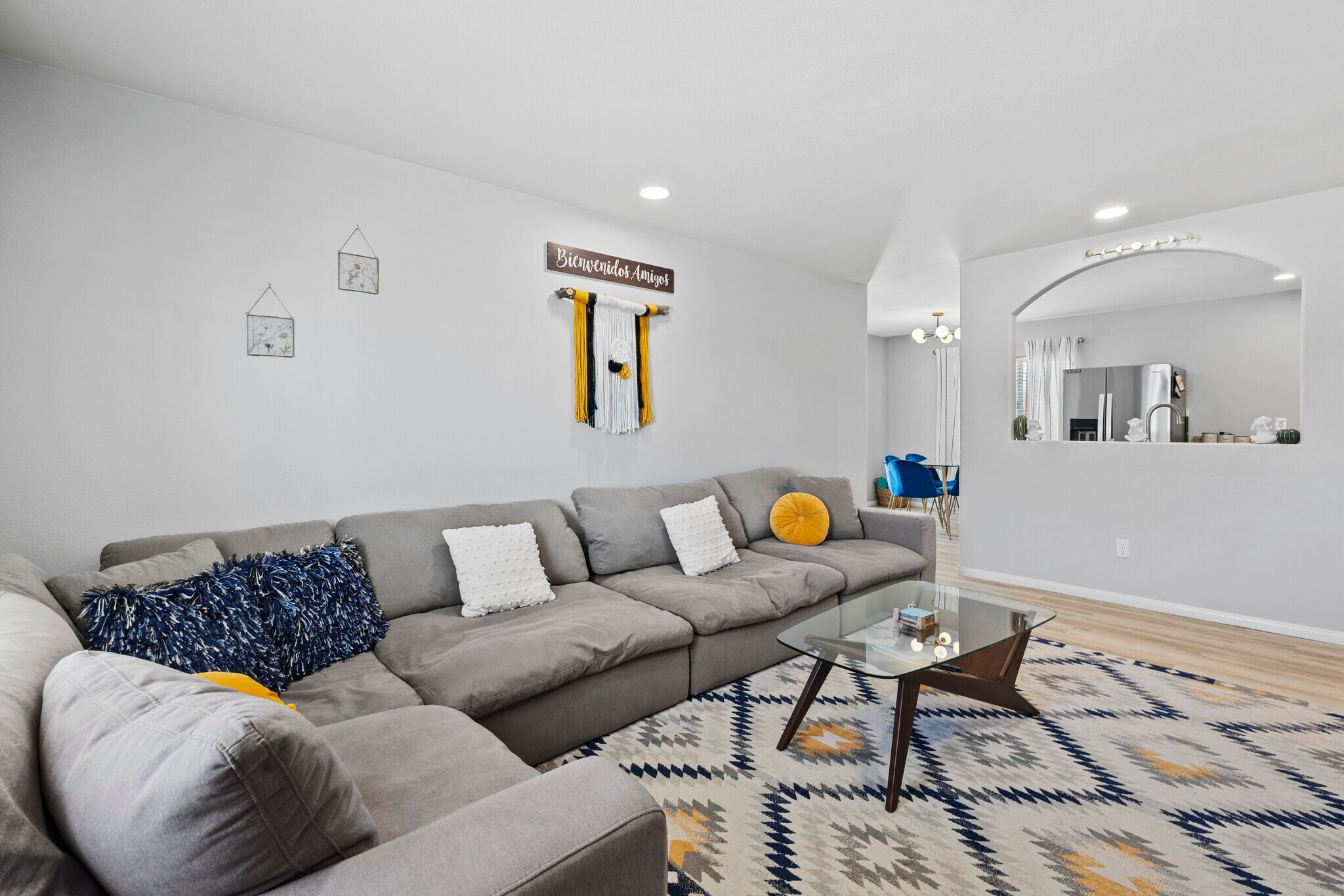 Building Photo - 61894 Valley View Cir