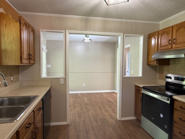 Building Photo - 21209 Trojan Dr