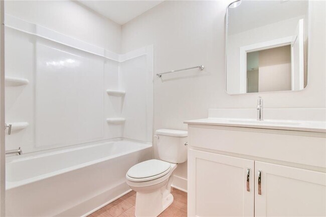 Building Photo - 235 Firefly Cir