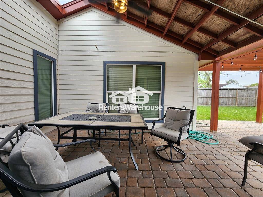 Building Photo - 2830 Virginia Colony Dr