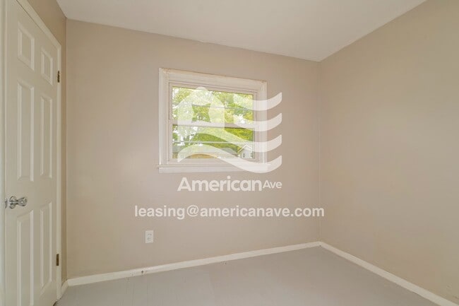 Building Photo - 1444 Fairmeadows Ln