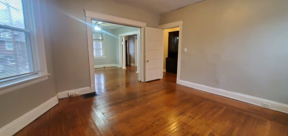 Building Photo - 1525 Dixmont Ave