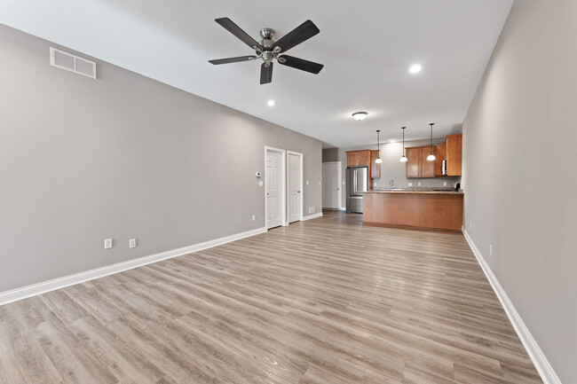 Building Photo - 302 Millbridge Dr