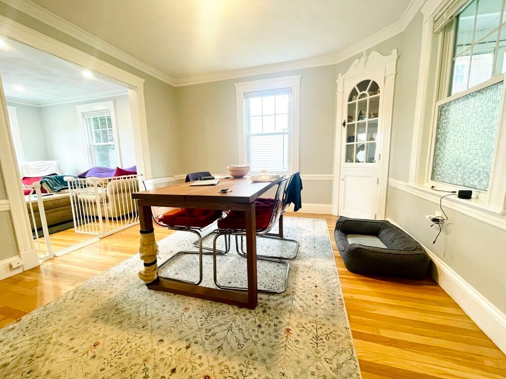 Building Photo - 22 Potomac St