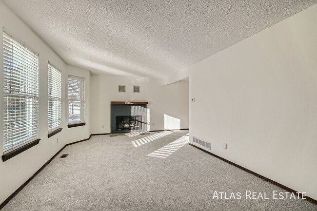 Building Photo - 11403 E Ellsworth Pl