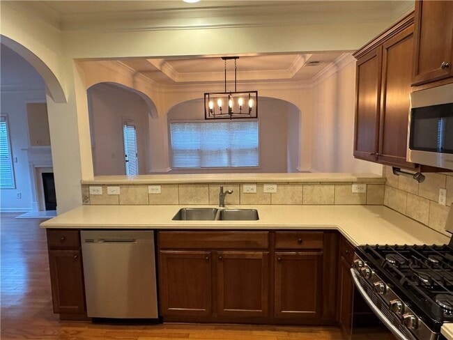 Building Photo - 5055 Hastings Terrace