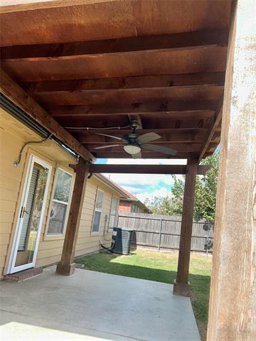 Building Photo - 8421 Yellow Buckeye Dr