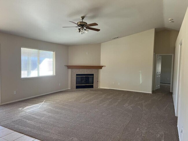 Building Photo - 25805 McLaughlin Rd