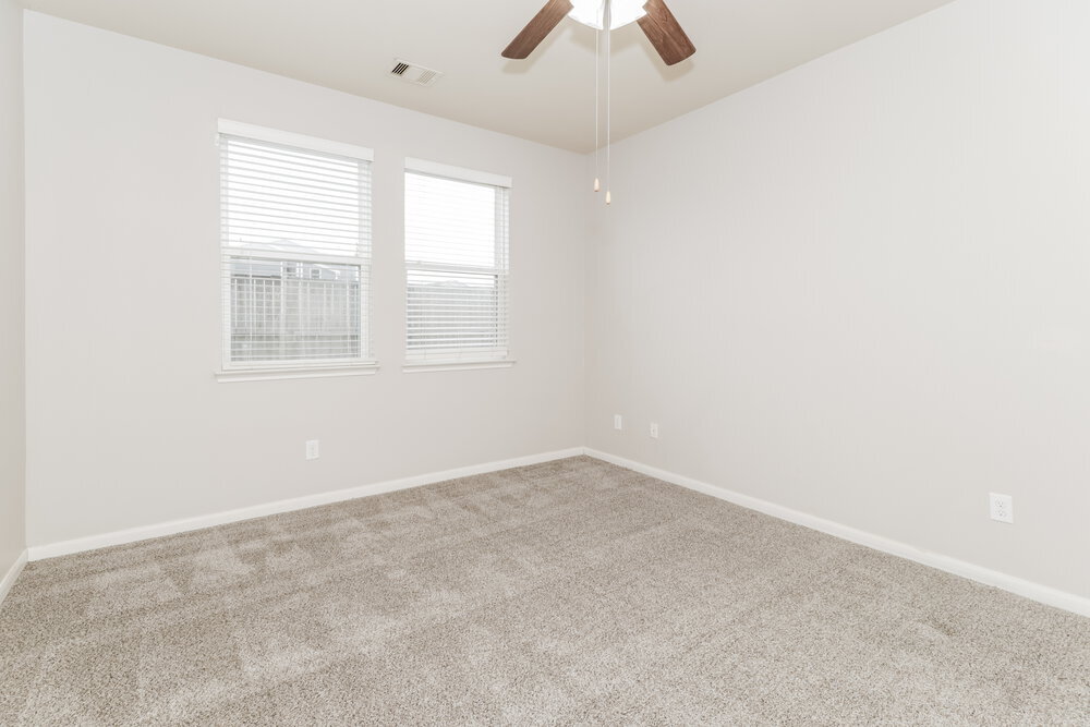 Building Photo - 9446 Green Mills Dr