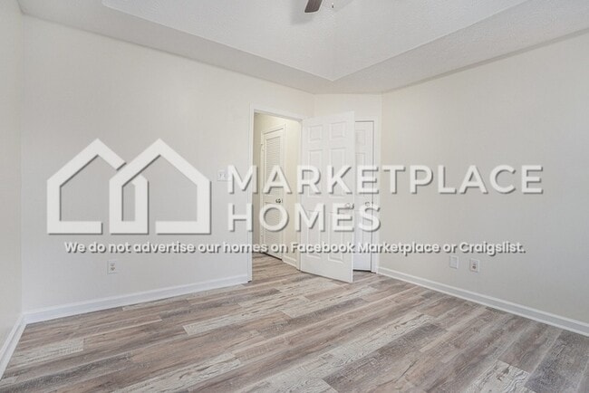 Building Photo - 6519 Charter Way