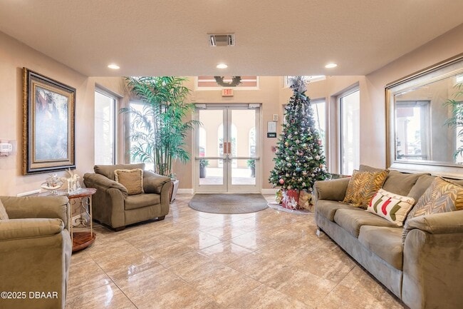 Building Photo - 3245 S Atlantic Ave