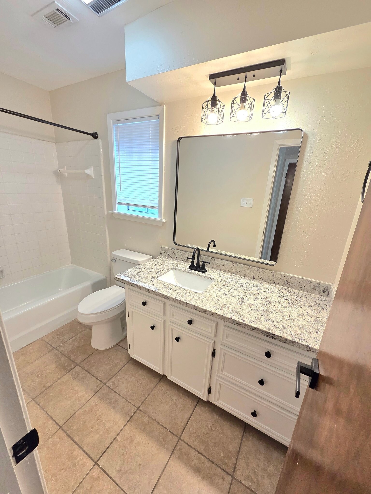 Building Photo - 2702 Apple Creek Cir