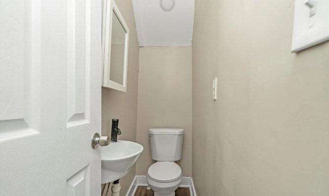 Building Photo - 163 N Wolfe St