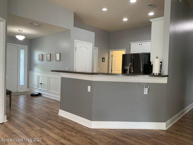 Building Photo - 1466 Alaqua Way
