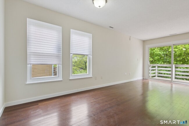 Building Photo - 1425 Quinnipiac Ave