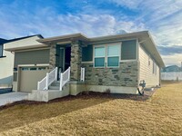 Building Photo - 393 Watercress Dr