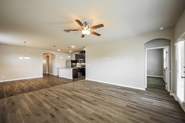 Building Photo - 15815 Spruce River Ct