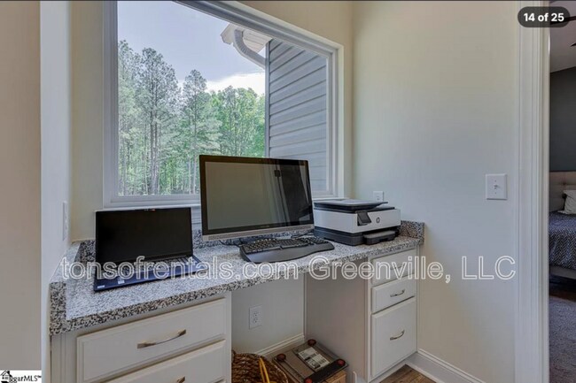Building Photo - 271 Rocky Ridge Rd