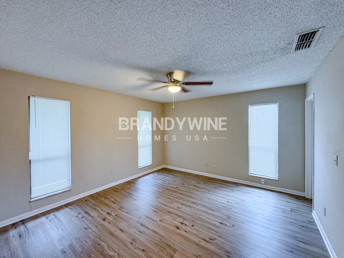 Building Photo - 7256 Mimosa Grove Trail