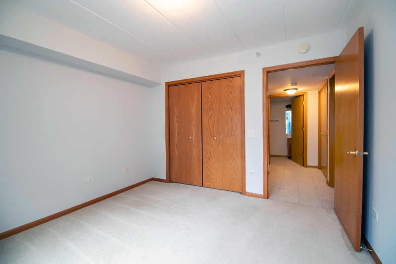 Building Photo - 1061 Ashley Ct N