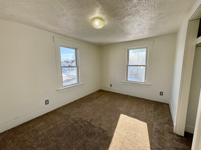 Building Photo - 2709 Abbott Pl NW