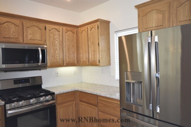 Building Photo - 288 Marsalla Dr