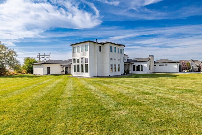 Building Photo - 12401 Rivendell Ct
