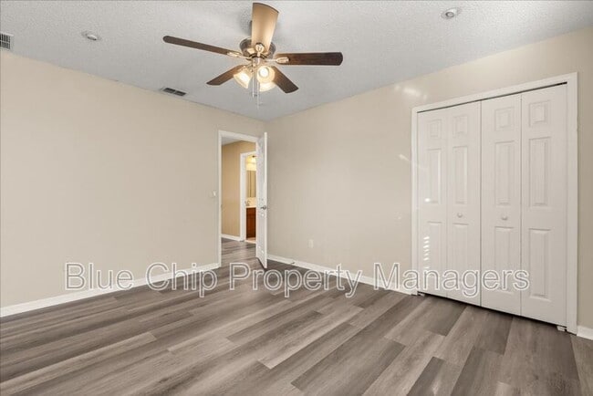 Building Photo - 5846 Manchester Bridge Dr