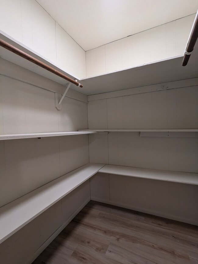 Building Photo - Great 1-Bedroom, 1-Bath Apartment In Springfield!