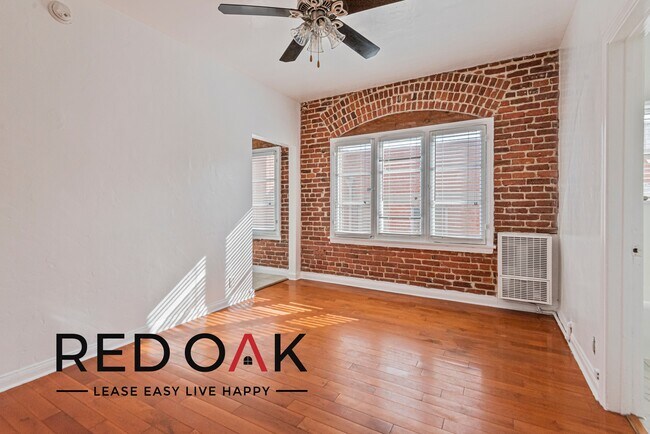 Building Photo - 1616 Normandie Ave